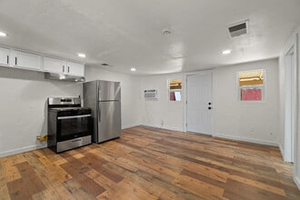 3543 W Grant St in Phoenix, AZ - Building Photo - Building Photo