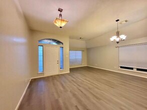10611 Sunswept Fields Ln in Houston, TX - Building Photo - Building Photo