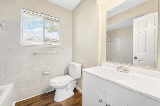 1006 Montie Rd in Lincoln Park, MI - Building Photo - Building Photo
