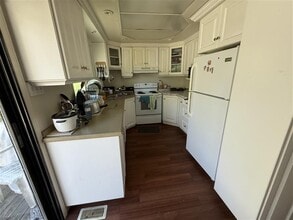 477 River Rd E in Wasaga Beach, ON - Building Photo - Building Photo
