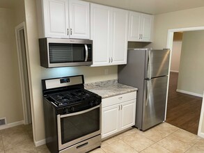 80 Everett St in Lakewood, CO - Building Photo - Building Photo