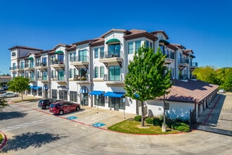 Colleyville Lofts in Colleyville, TX - Building Photo - Building Photo