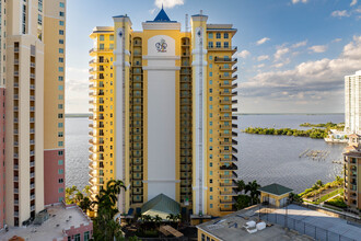 The Beau Rivage Condominiums in Ft. Myers, FL - Building Photo - Building Photo