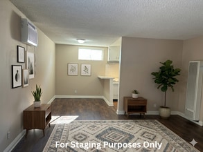 Montrose, 3104 in Glendale, CA - Building Photo - Building Photo