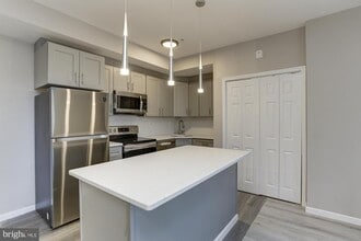 400 S Highland Ave in Baltimore, MD - Building Photo - Building Photo