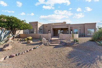 36849 N Stardust Ln in Carefree, AZ - Building Photo - Building Photo