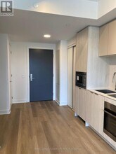 86-486 Dundas St E in Mississauga, ON - Building Photo - Building Photo