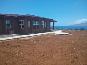 257 Hokiokio Pl in Lahaina, HI - Building Photo - Building Photo