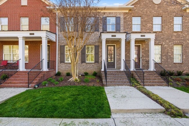 2330 Clare Park Dr in Franklin, TN - Building Photo - Building Photo