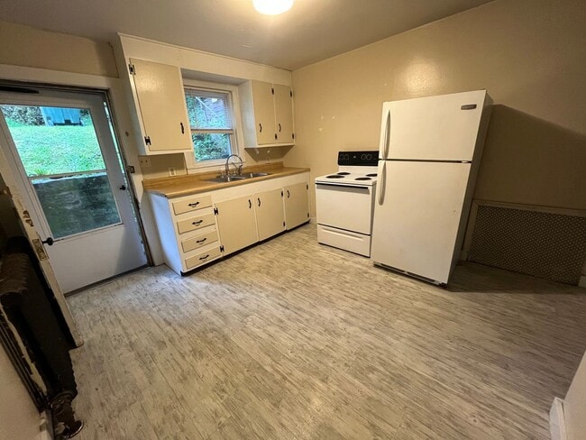 property at 320 Pine St