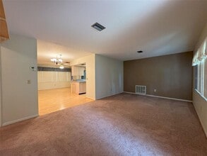 1050 Bloomfield Dr in Inverness, FL - Building Photo - Building Photo