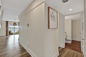 20822 San Simeon Way in Miami, FL - Building Photo - Building Photo