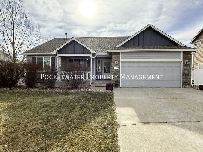 3392 Hackberry Ln in Johnstown, CO - Building Photo - Building Photo