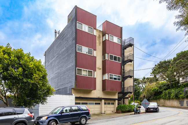 535 Burnett Ave in San Francisco, CA - Building Photo - Building Photo