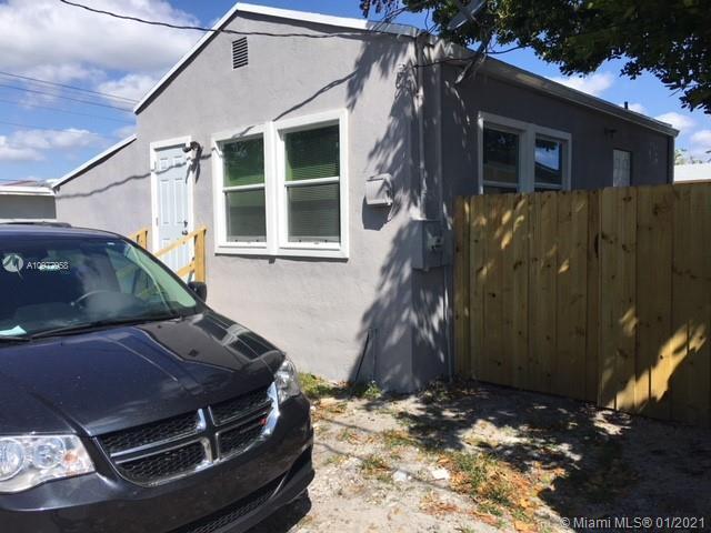 2128 Cleveland St-Unit -1 in Hollywood, FL - Building Photo