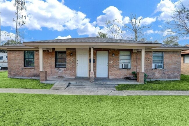 property at 5109 Clover St