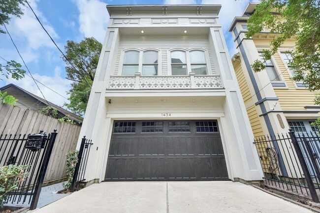 property at 1434 Dorothy St