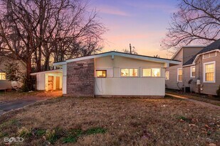 2560 Lamar St in Bossier City, LA - Building Photo