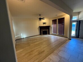 3408 Sardis Way in Yukon, OK - Foto de edificio - Building Photo