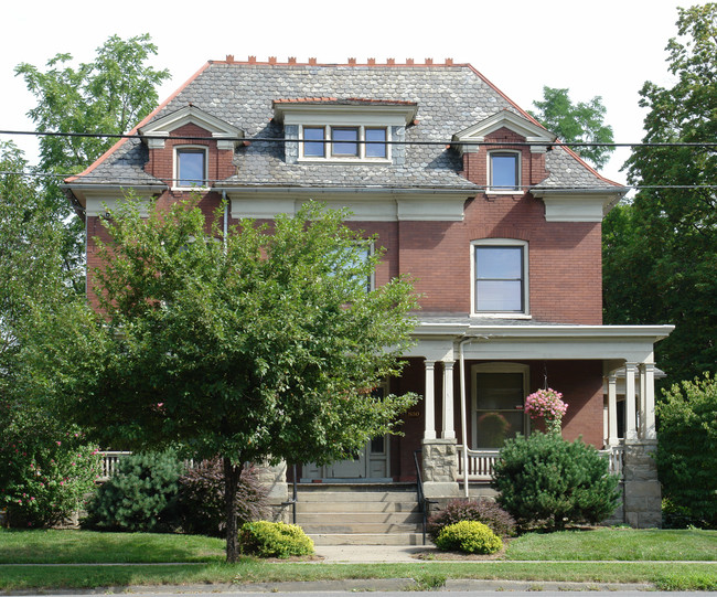 830 W 3rd St in Williamsport, PA - Foto de edificio - Building Photo