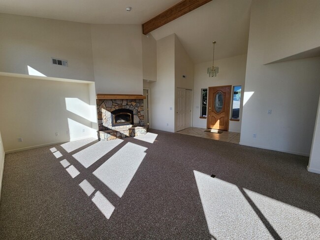 97671 Marina Heights Loop in Brookings, OR - Building Photo - Building Photo