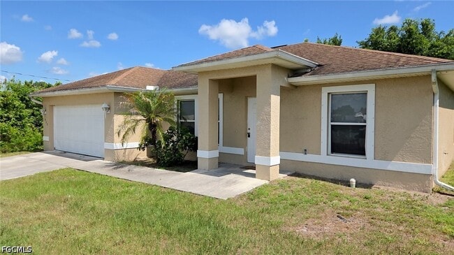 property at 932 Dobbins St E