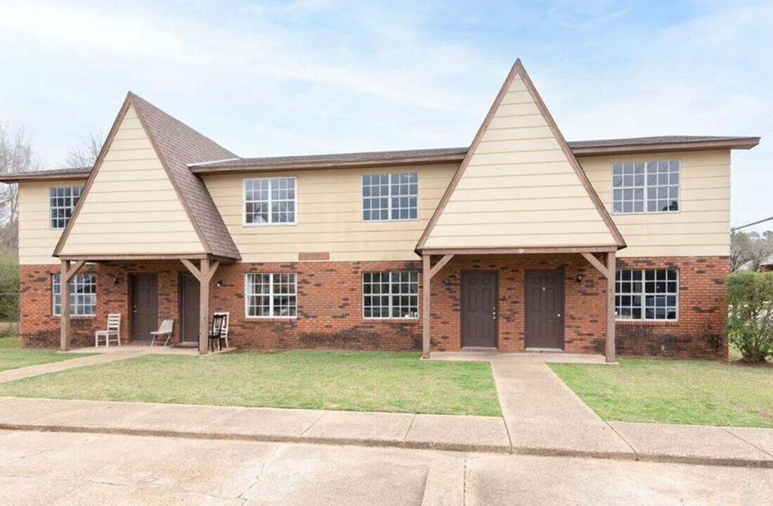 1914 E 48th St in Tuscaloosa, AL - Building Photo
