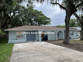 5026 30th St W in Bradenton, FL - Building Photo - Building Photo