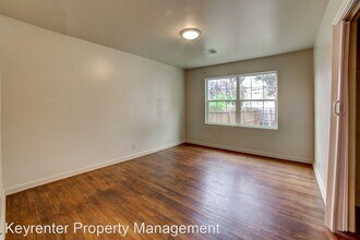 1633 E 10th St in Tulsa, OK - Building Photo - Building Photo