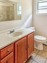 5043 W Cornelia Ave, Unit 2 in Chicago, IL - Building Photo - Building Photo