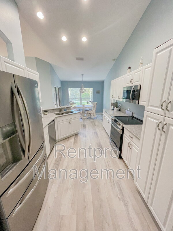 2137 Date Palm Way in Venice, FL - Building Photo - Building Photo