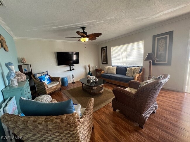 property at 4603 Bayshore Dr