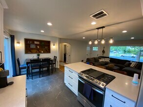 1004 N 7th St, Unit 1 in Coeur d'Alene, ID - Foto de edificio - Building Photo