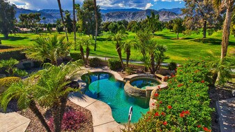 128 Kavenish Dr in Rancho Mirage, CA - Building Photo