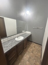 2115 Pleasanton St in Caldwell, ID - Building Photo - Building Photo