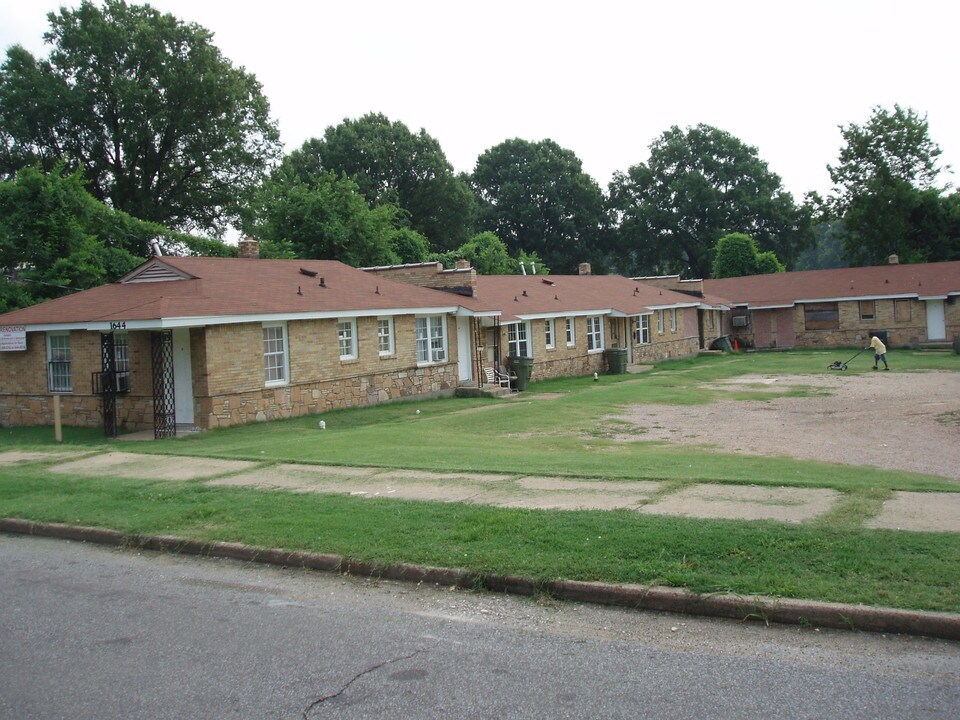 1644 Hanauer St in Memphis, TN - Foto de edificio