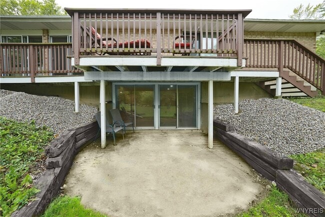 property at 100 Bridle Ln