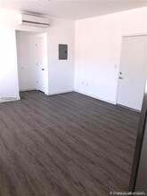 402 NW 12th Ave-Unit -210 in Miami, FL - Building Photo - Building Photo