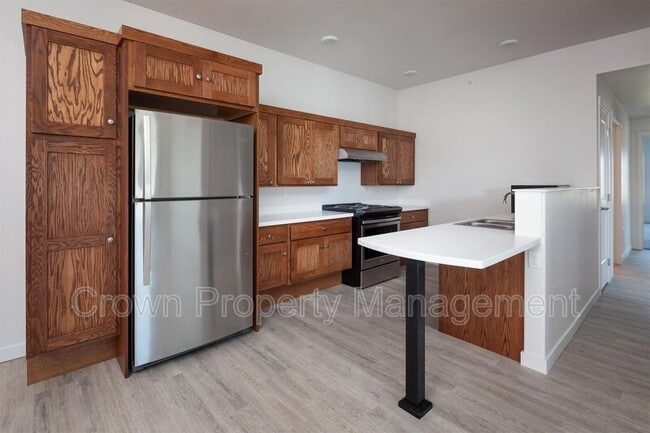 property at 207 Sawyer Ln