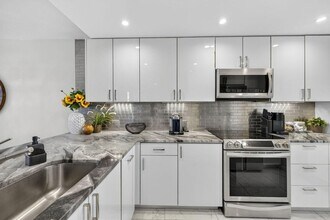 3091 N Course Dr in Pompano Beach, FL - Building Photo - Building Photo