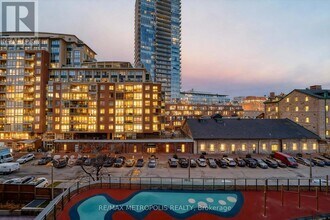 35 Parliament St in Toronto, ON - Building Photo - Building Photo