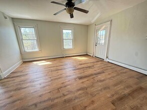 2 Cottage St, Unit Apt 1 in Fair Haven, VT - Building Photo - Building Photo