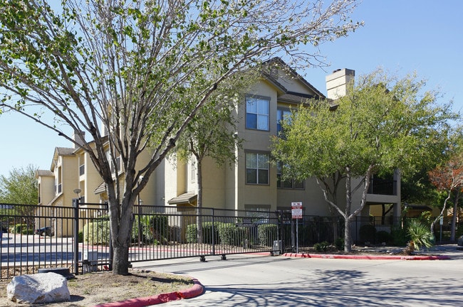 Villas At Oakwell Farms