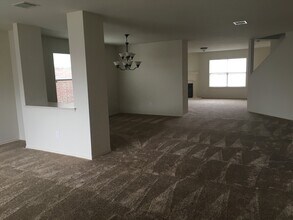 2025 Laughlin Rd in Fort Worth, TX - Building Photo - Building Photo