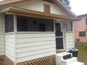 1028 W 11th St in Lakeland, FL - Building Photo - Building Photo