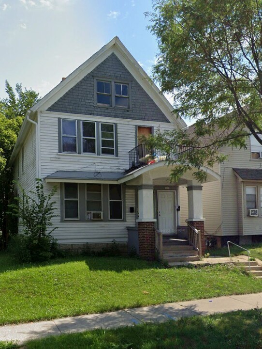 2808 N Palmer St in Milwaukee, WI - Building Photo