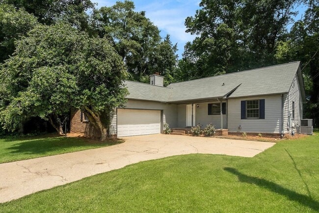 property at 4315 Greenbrier Dear Rd