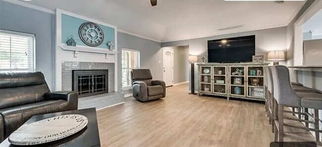 903 Village Green Dr in Rockwall, TX - Building Photo - Building Photo