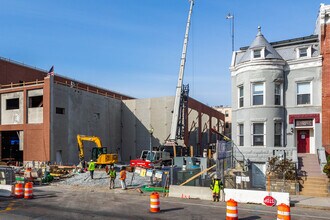 2914 Sherman Ave NW in Washington, DC - Foto de edificio - Building Photo