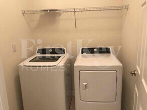 629 SW 25th Terrace in Cape Coral, FL - Foto de edificio - Building Photo